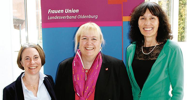 DREI AMMERLNDERINNEN IM LANDESVORSTAND DER FRAUEN UNION: (V.LI.) DR. SABINE MANGOLD-WILL, ELKE GARLICHS-KAPPMEIER UND CORINNA MARTENS . BILD: FRAUEN UNION